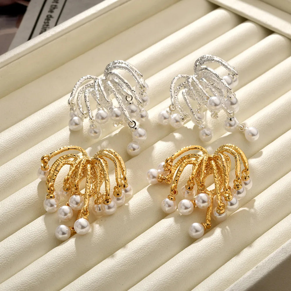 French Retro Brilliant Fireworks Pearl Tassels Stud Earrings Light Luxury Niche Design Fashion Ear Jewelry for Women Wholesale