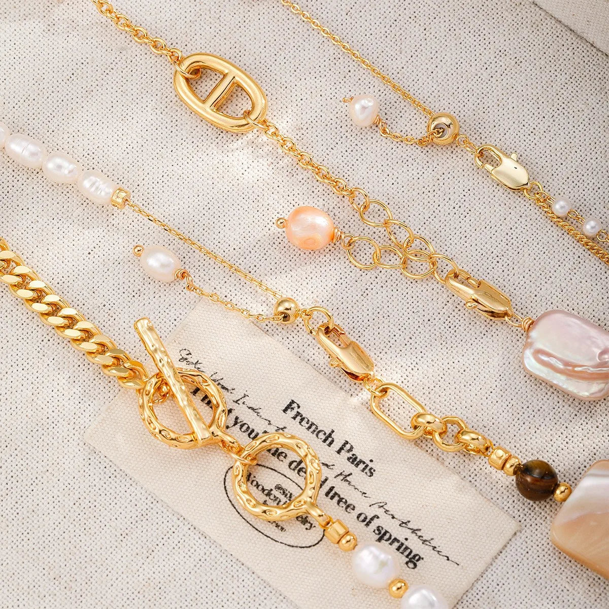 Fashion Baroque Freshwater Pearl Bracelets for Girls Elegant 18K Gold Flower Jewelry for Women Ladies Wholesale Bulk Luxury