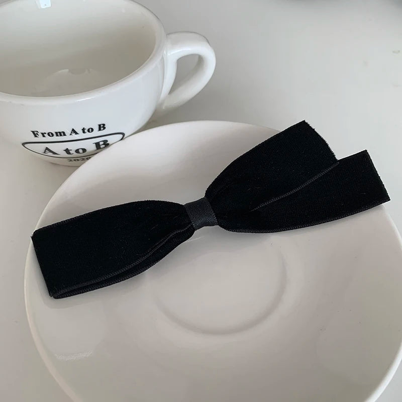 Girls Winter Autumn Velvet Solid Colored Minimalistic Hair Clips Fashion Chic Classic Wholesale in Stock Barrette Accessories