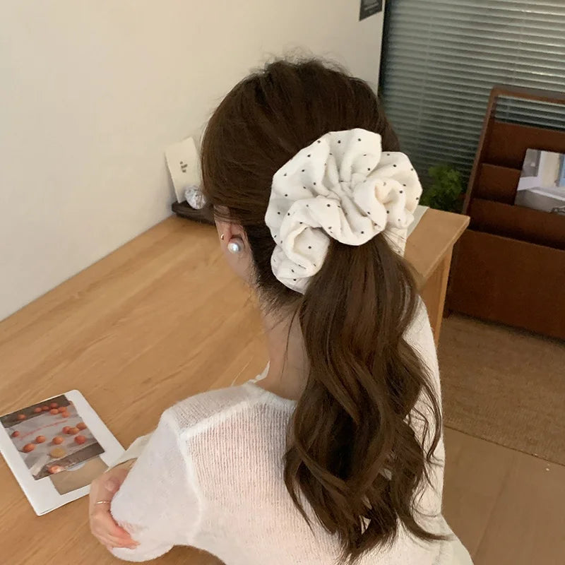 Fashion Simple Minimalistic Classic Polka Dot Scrunchies for Girls Elegant Sweet Hair Ties for Women Ladies Hair Accessories