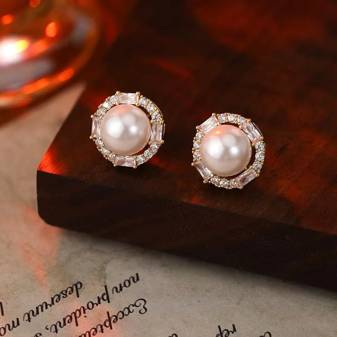 Women Imitation Pearl New Design Small Stud Earring Fashion Stylish Elegant Graceful Bulk Order Jewelry Accessories for Daily