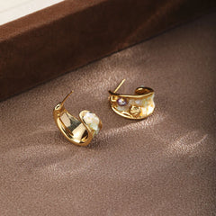 Fashion Freshwater Pearl Crushed Shell S925 Silver Earrings for Girls Vintage Jewelry for Women Ladies Wholesale China Factory