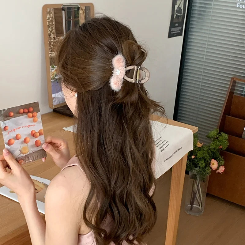 Fashion Trendy Elegant Glitter Hair Claw Clips for Girls Sweet Stylish Claws for Women Ladies Hair Accessories Chinese Supplier