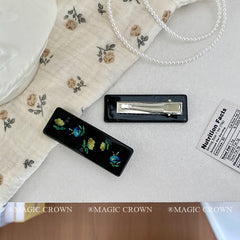 Women's French Vintage Small Duckbill Hairpins Graceful Flower Fashion Stock Hair Claw Clips for Daily Office Use or Parties