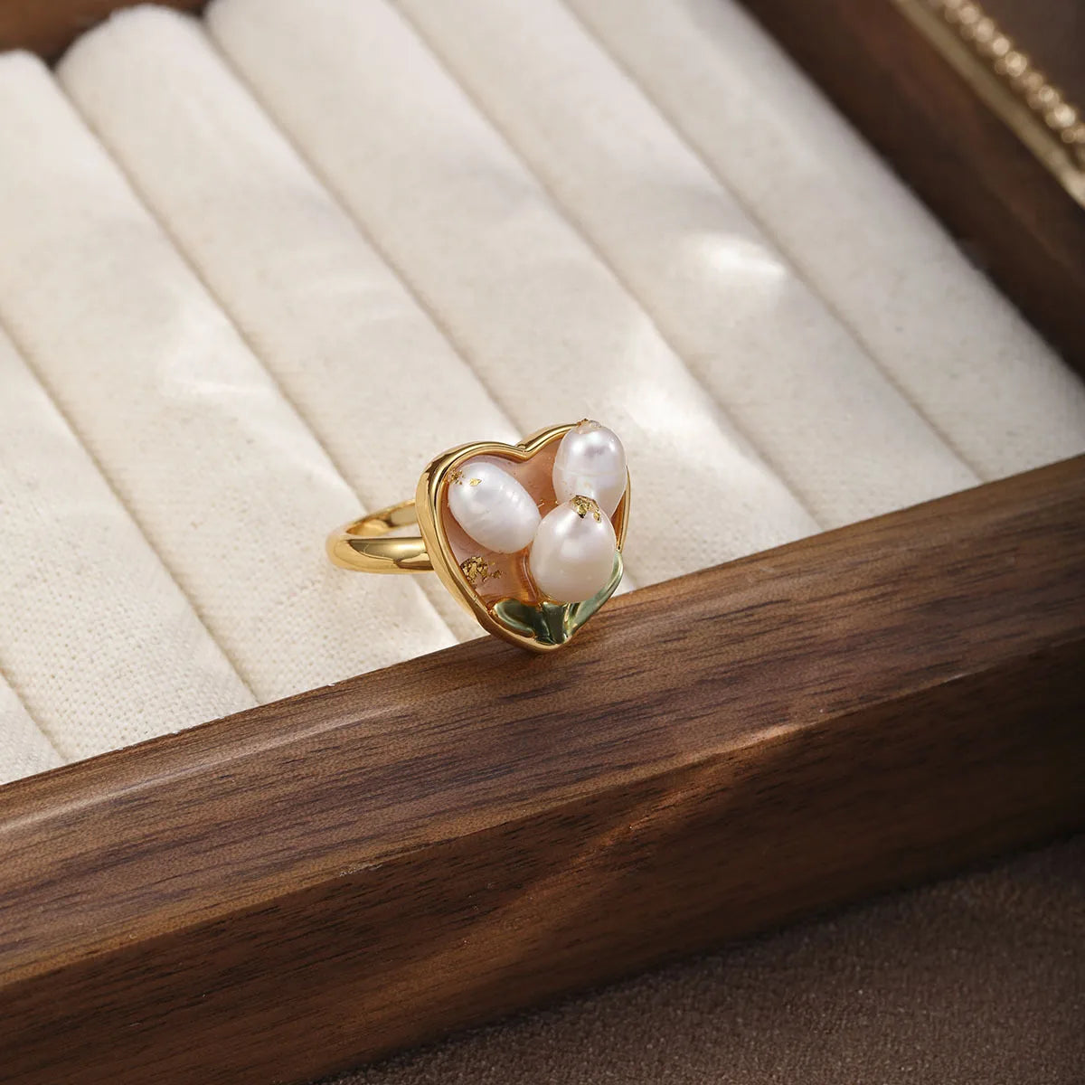 Fashion Freshwater Pearl Flowers Copper 18K Gold Plated Rings for Girls Sweet Elegent Jewelry for Women Ladies Wholesale Bulk