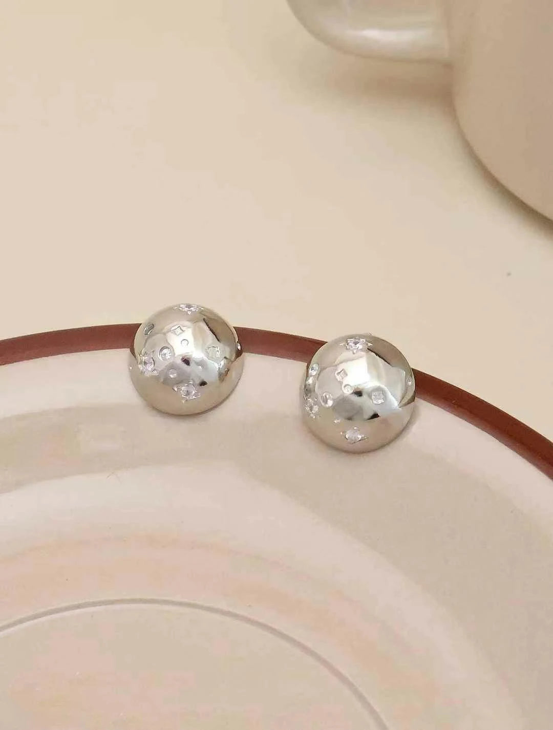 Women Minimalistic Imitation Pearl Small Stud Earring Fashion Elegant Graceful Simple Bulk Jewelry Accessories for Female Office