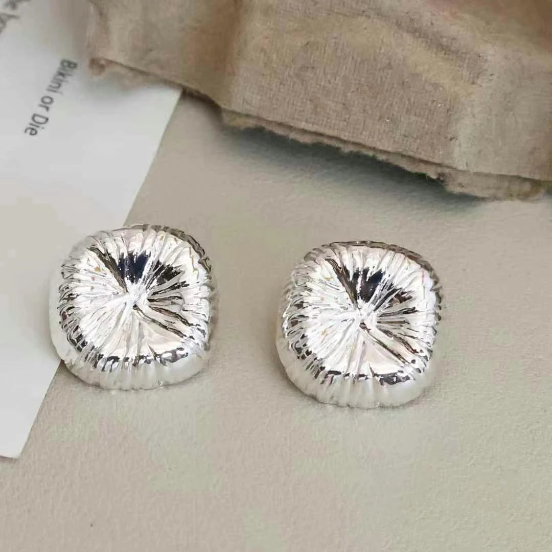 Girls Creative Design Latest Solid Color Medium Stud Earring Fashion Affordable Dainty Wholesale Jewelry Accessories for Causal