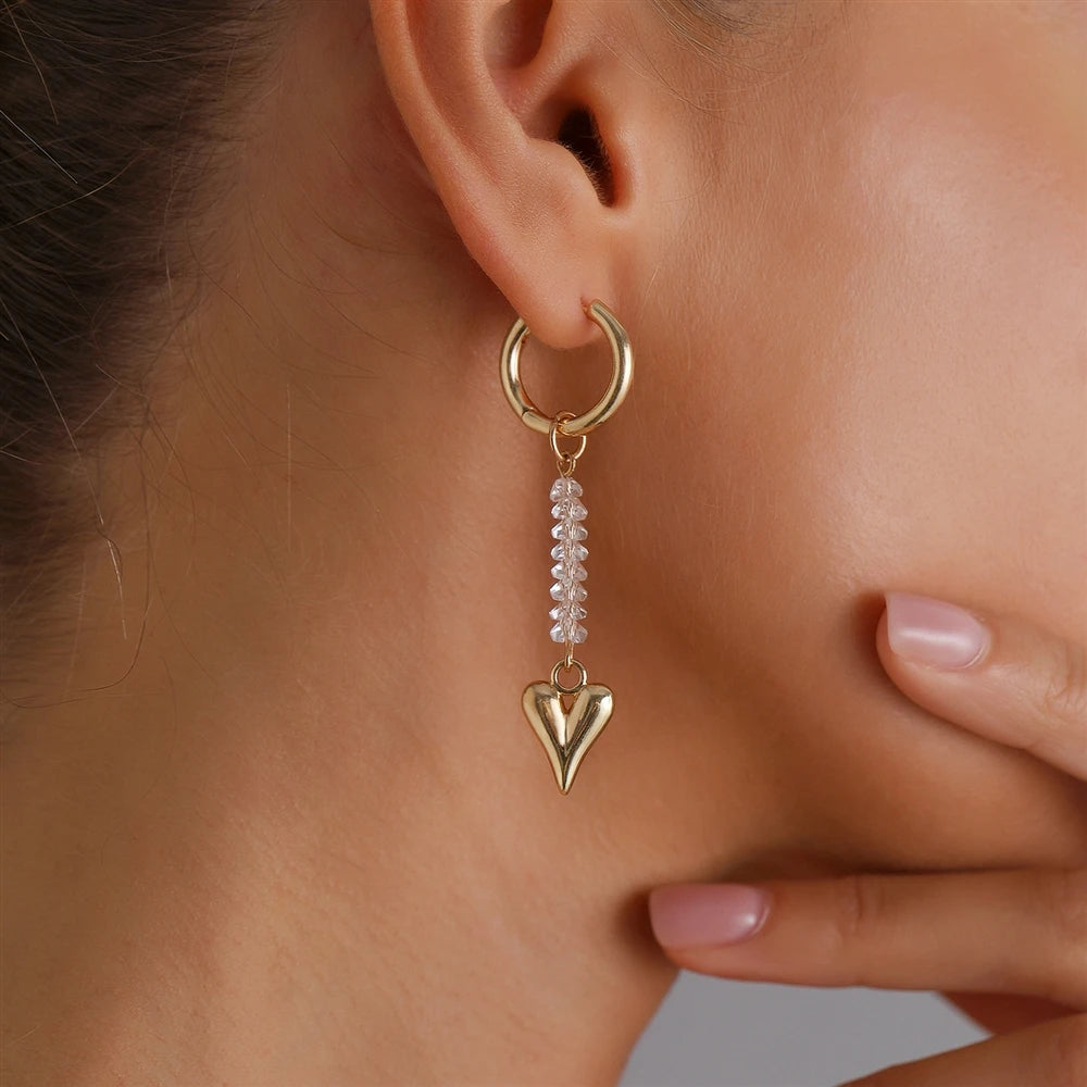 Fashion Trendy Simple Sweet Cute Heart Shaped Necklaces for Girls Minimalistic Art Deco Jewelry for Women Ladies Accessories