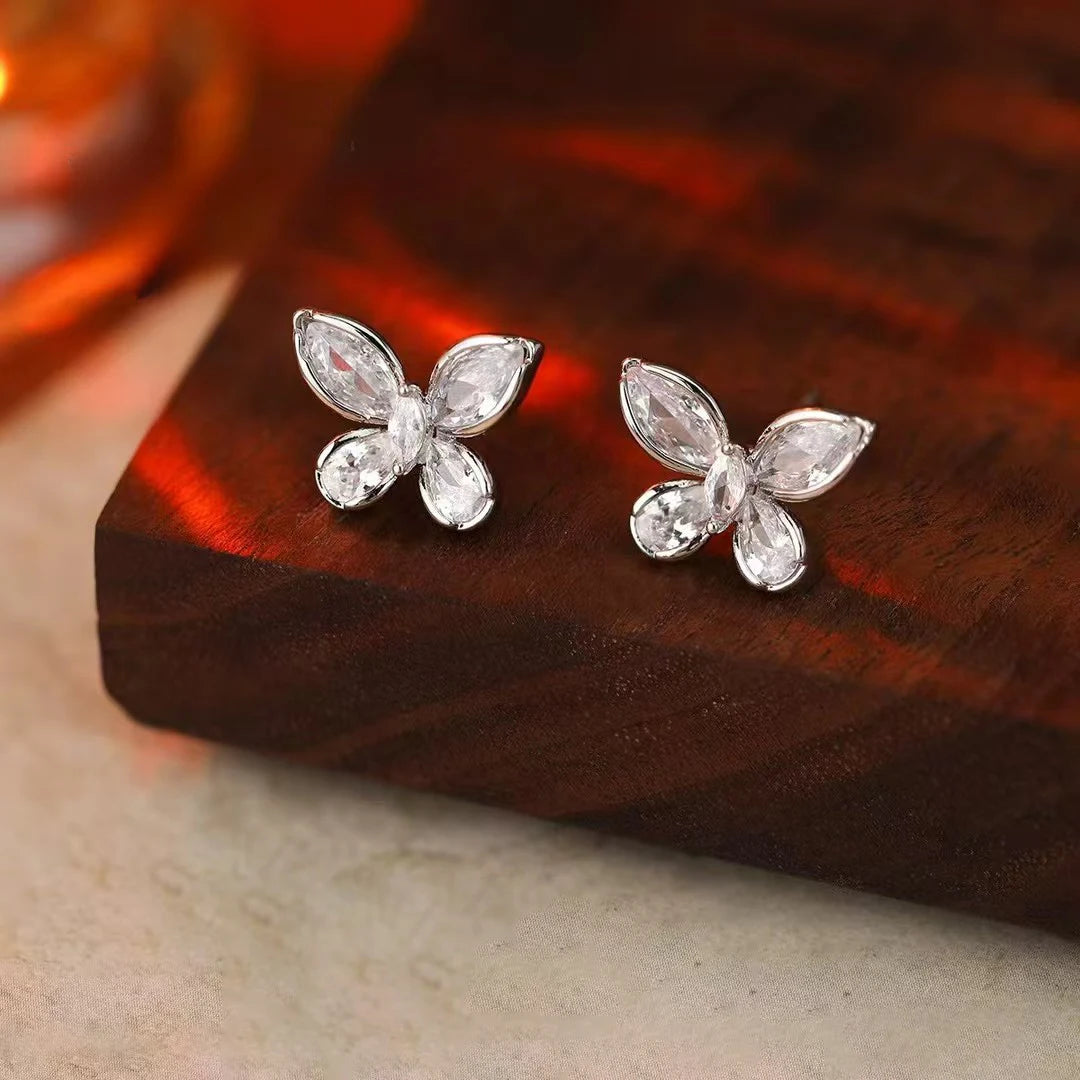 Sweet Butterfly Bowknot Glitter Stud Earrings for Girls Elegant Cute Jewellry for Women Ladies Accessories Chinese Supplier