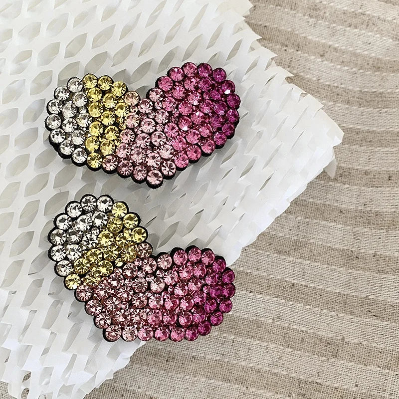 Ladies Colorful Heart-Shaped Snap Clips Chic Sweet Trendy Glitter Sparking Rhinestone in Stock Hair Clips Accessory for Women