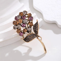 Fashion Flowers Glitter Rhinestone Sparkle Brooches for Girls Sweet Elegant Luxury Jewelry for Women Ladies Accessories Chic