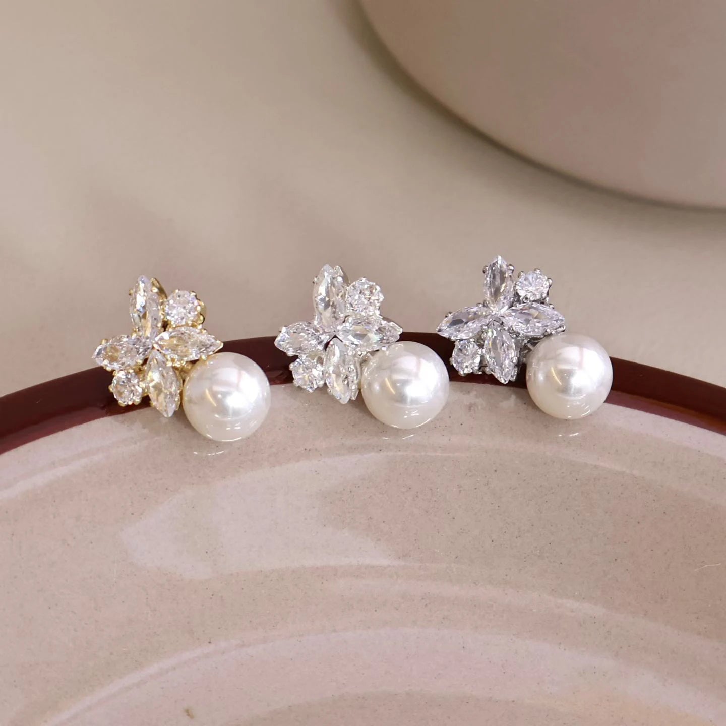 Female Square New Design Rhinestone Imitation Pearl Small Medium Drop Earring Luxurious Dainty Wholesale Daily Jewelry Accessory
