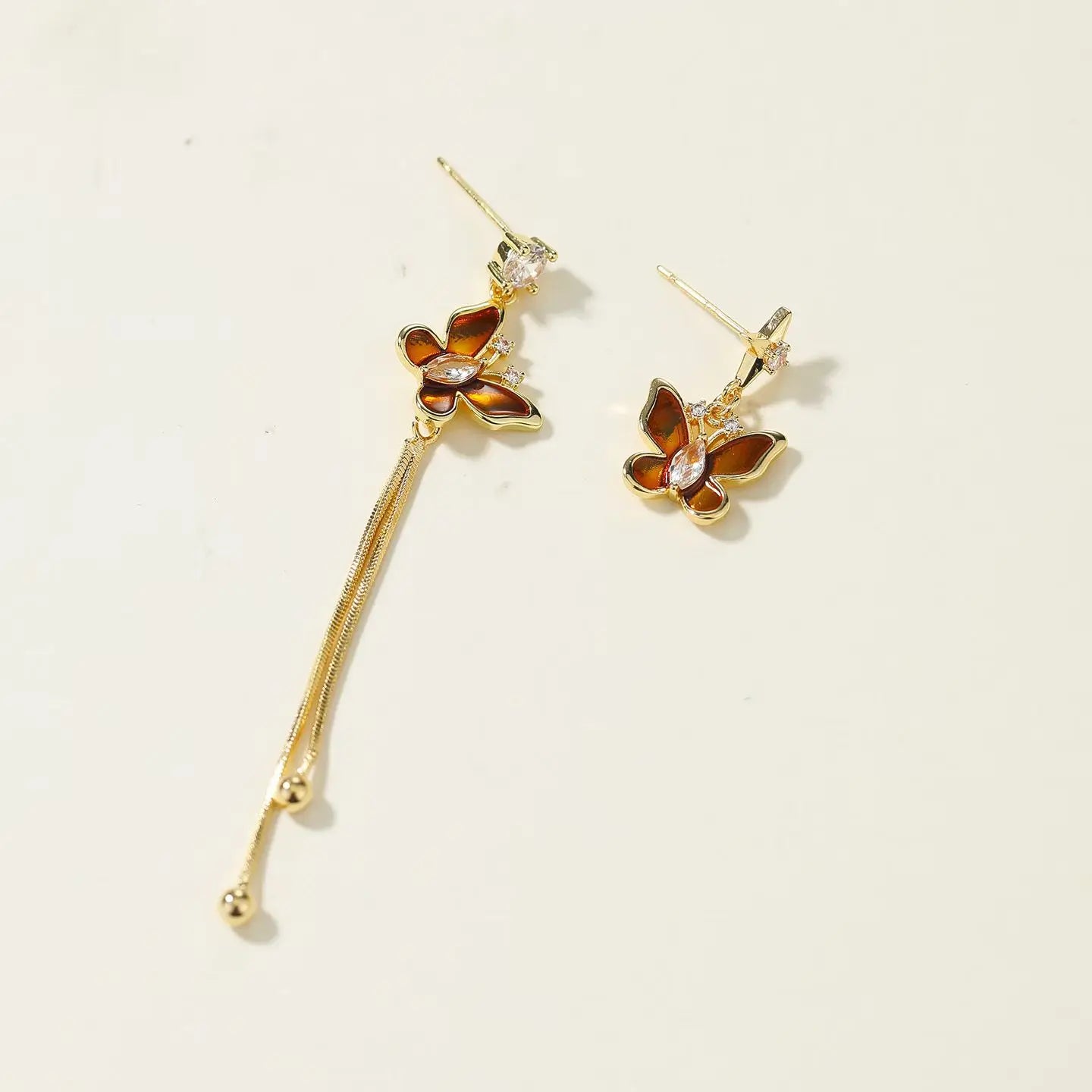 Fashion Glitter Amber Butterfly Elegant Tassel Drop Earrings for Girls Elegant Glamorous Jewelry for Women Ladies Accessories