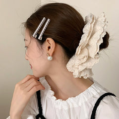 Alloy Glitter Sparkle Hair Clips for Girls Women Elegant Minimalistic Hair Accessories with Alligator Design Trendy for Parties