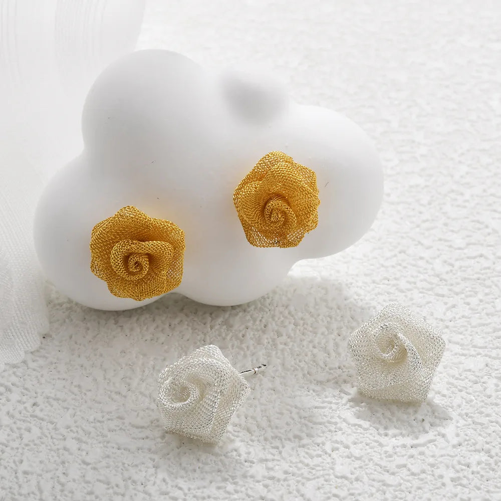 Women's Exquisite Flower Earrings Compact Metal Mesh Woven Rose Stud Earrings Elegant Personalized Casual Fashionable Earrings