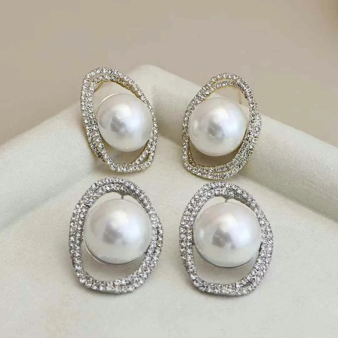 Ladies Simple Imitation Pearl New Design Small Stud Earring Fashion Elegant Beauty Wholesale Jewelry Accessories for Office Use