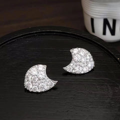 Simple Sweet Fashion Glitter Sparkle Stud Earrings for Girls Stylish Latest Jewelry for Women Lady Accessories Chinese Supplier
