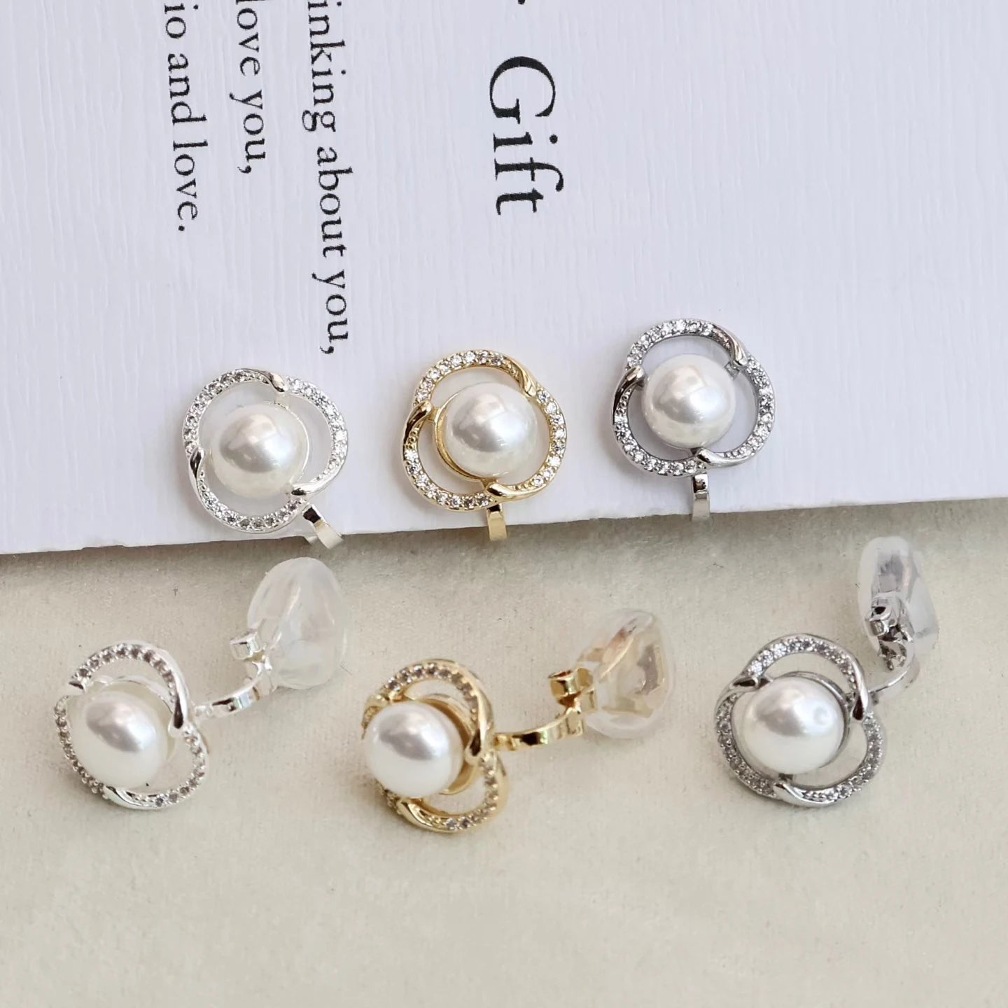 Fashion Imitation Pearl Refined Dainty Sweet Clip on Earrings for Girls Simple Glitter Jewelry for Women Ladies Accessories