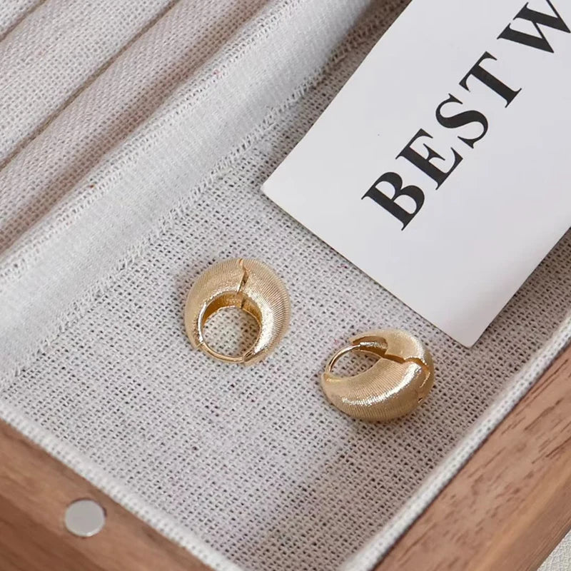 Fashion Simple Minimalistic Art Deco Hoop Earrings for Girls Classic Dainty Fine Jewelry for Women Ladies Accessories Wholesale