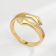 The opening is adjustable. / Gold01