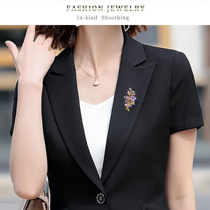 Fashion Glitter Rhinestone Sparking Brooches for Girls Sweet Elegant Pins Jewelry for Women Ladies Accessories Wholesale Chic