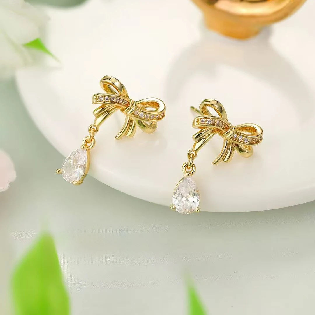 Women Imitation Pearl Bow Butterfly Decorative Drop Earring Fashion Graceful New Design Bulk Jewelry Accessory for Female Causal