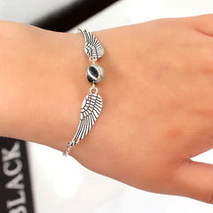 Fashion Wings Trendy Stylish Bracelets for Girls Elegant Glamorous Charms Jewelry for Women Ladies Accessories Wholesale Daily