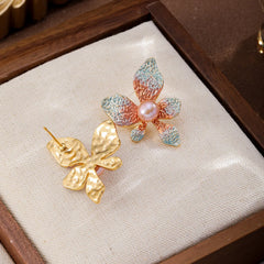 Fashion S925 Silver Flower Freshwater Pearl Copper 18K Gold Plated Stud Earrings for Girls Bold Jewelry for Women Lady Wholesale