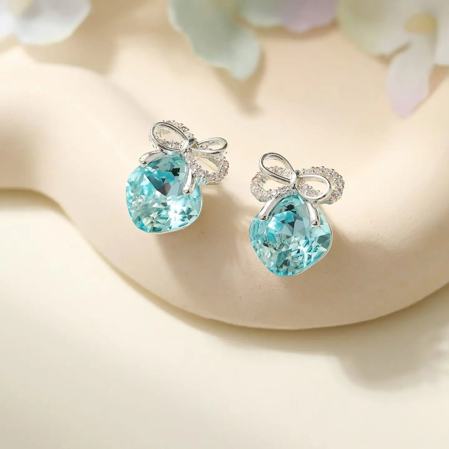 Fashion Glitter Luxurious Fine Charm Bowknot Drop Earrings for Girls Ocean Trendy Jewelry for Women Ladies Accessories Chic