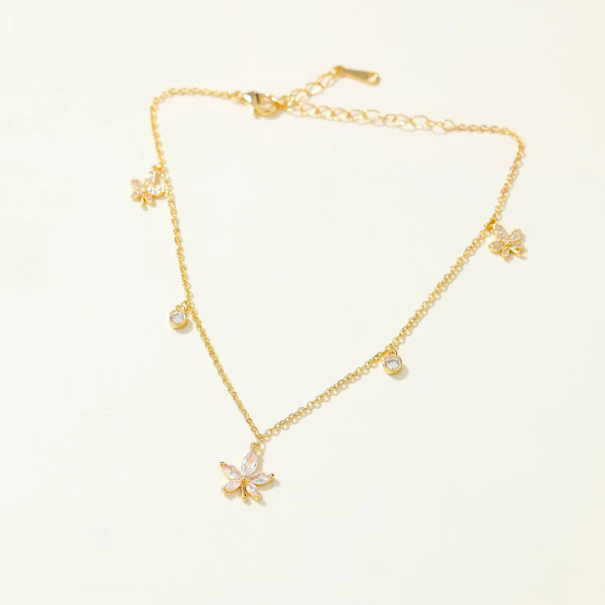 Trendy Fashion Glitter Elegant Bracelets for Girls Charms Glamorous Jewellry for Women Ladies Accessories Famme Bijuterias