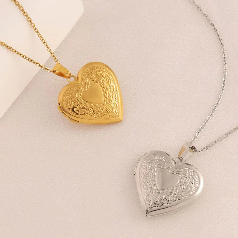 Rrtro Sweet Classic Heart Necklace for Girls Glamorous Charm Trendy Jewelry for Women Ladies Gifts Fashion Accessories Wholesale