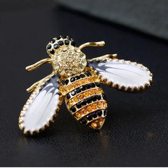 Fashion Glitter Animals Bees Sweet Brooches for Girls Elegant Stylish Pins Jewelry for Women Ladies Accessories New Design