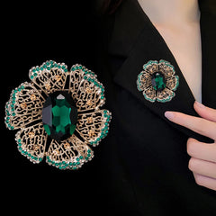 Fashion Glitter Rhinestone Vintage Retro Luxury Brooches for Girls Elegant Graceful Fine Jewelry for Women Ladies Accessories