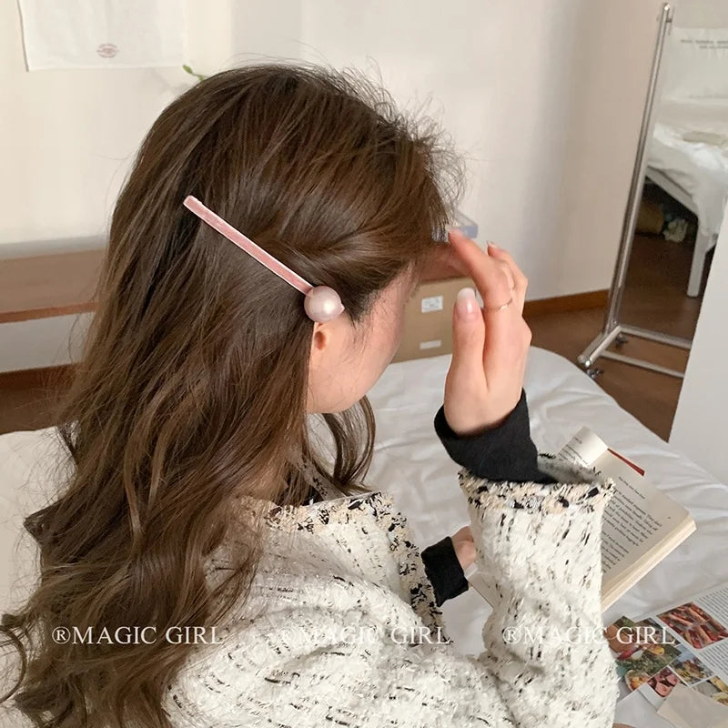 Fashion Simple Elegant Luxury Hair Clips for Girls Sweet Imitation Pearl Bobby Pin for Women Ladies Hair Accessories in Stock