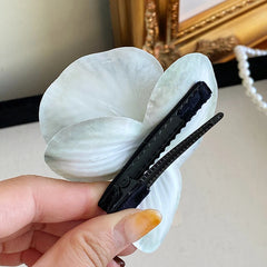 Brand New Chic Alligator Hair Clips Sweet Flower Hair Accessories for Women and Girls Stylish Fabric and Alloy Party-Friendly