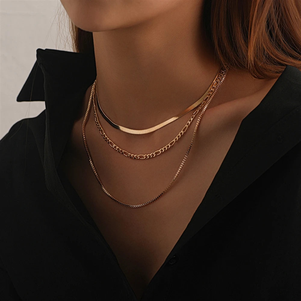 Fashion Simple Trendy Minimalistic Necklaces for Girls Elegant Dainty Glamorous Jewellry for Women Ladies Accessories Female