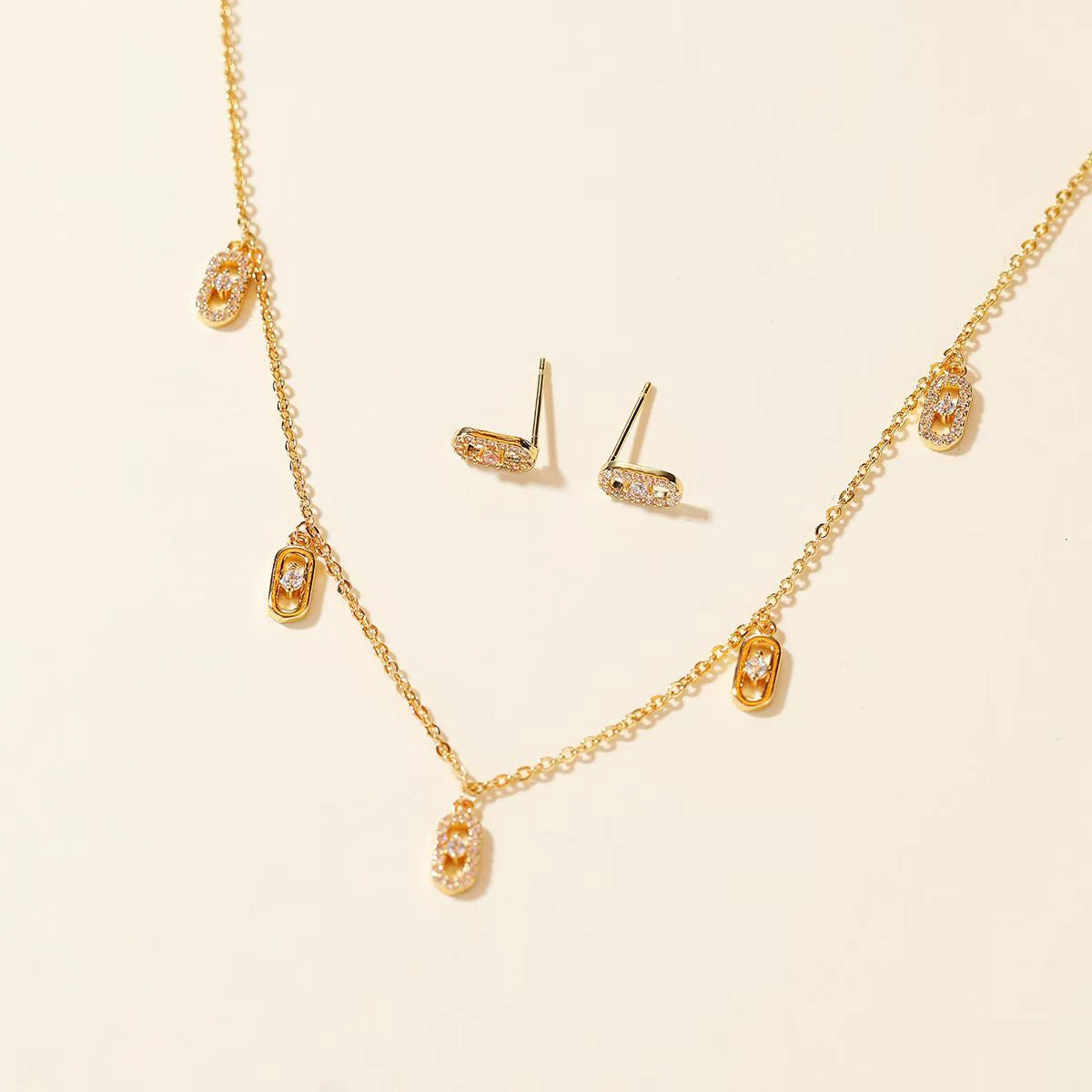 Fashion Trendy Elegant Charms Necklaces for Girls Sweet Stud Earrings Jewelry Sets for Women Ladies Accessories Chinese Supplier