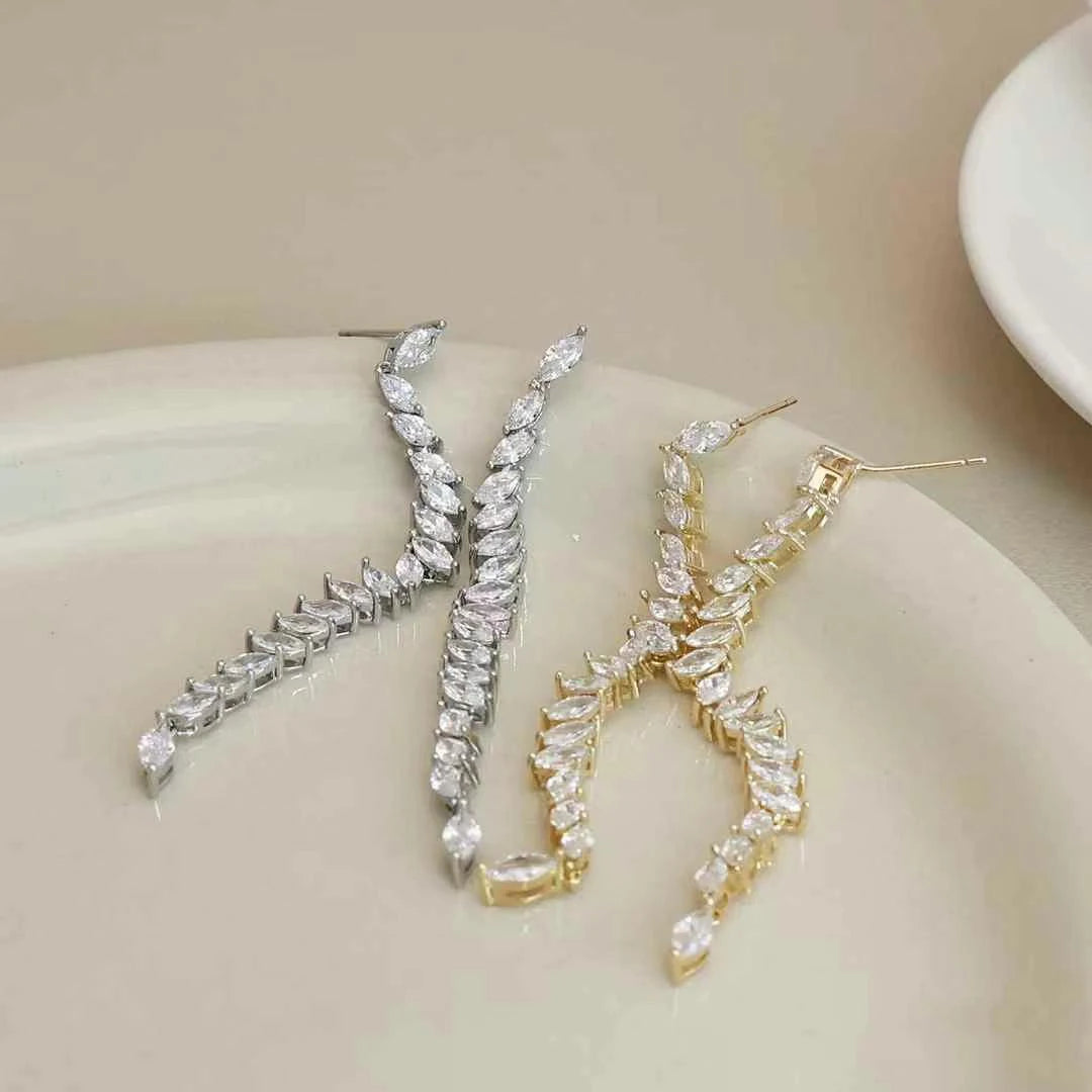 Women Heart Shape Irregular Medium Drop Earring Fashion Sequined Glitter Dainty Charms Wholesale Jewelry Accessories for Daily