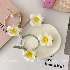 Sweet Cute Flower Hair Clips for Kids Teens Imitation Pearl Fashion Alligators Alloy Plastic Hair Accessories for Party Stock