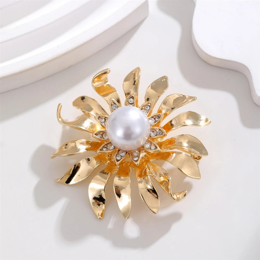 Fashion Glitter Sweet Flowers Floral Sparking Brooches for Girls Imitation Pearl Pins Jewelry for Women Ladies Accessories