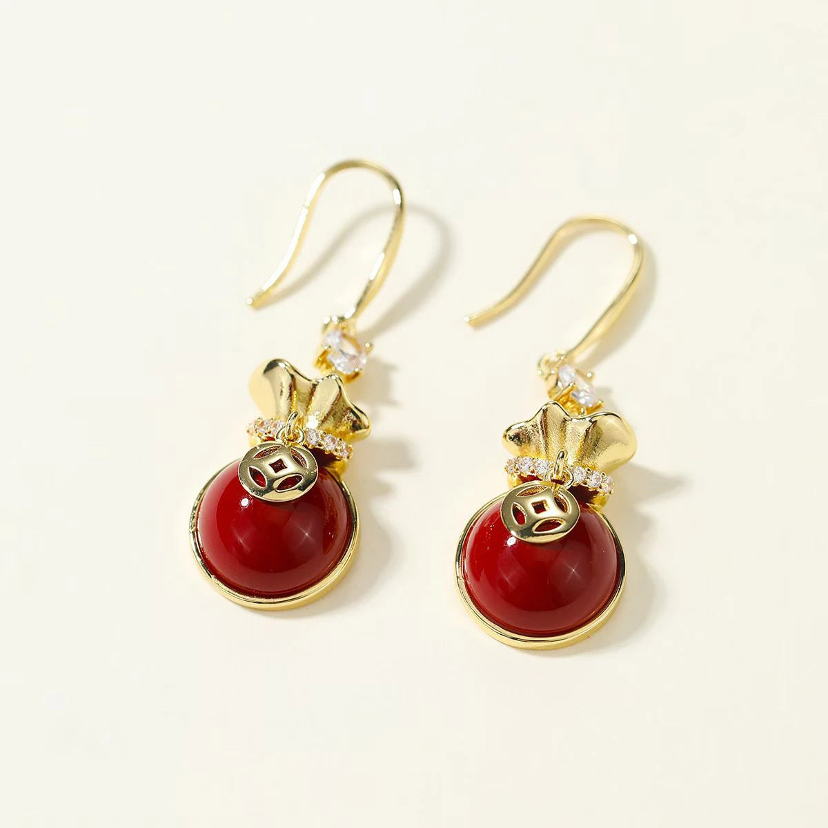 Fashion Simple Bowknot Cherry Red Glitter Drop Earrings for Girls Elegant Dainty Glamorous Jewelry for Women Ladies Accessories