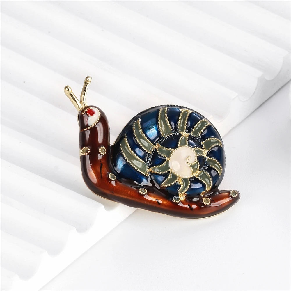 Fashionable Animals Snail Elegant Vintage Brooches for Girls Retro Luxury Pins Jewelry for Women Ladies Accessories Wholesale