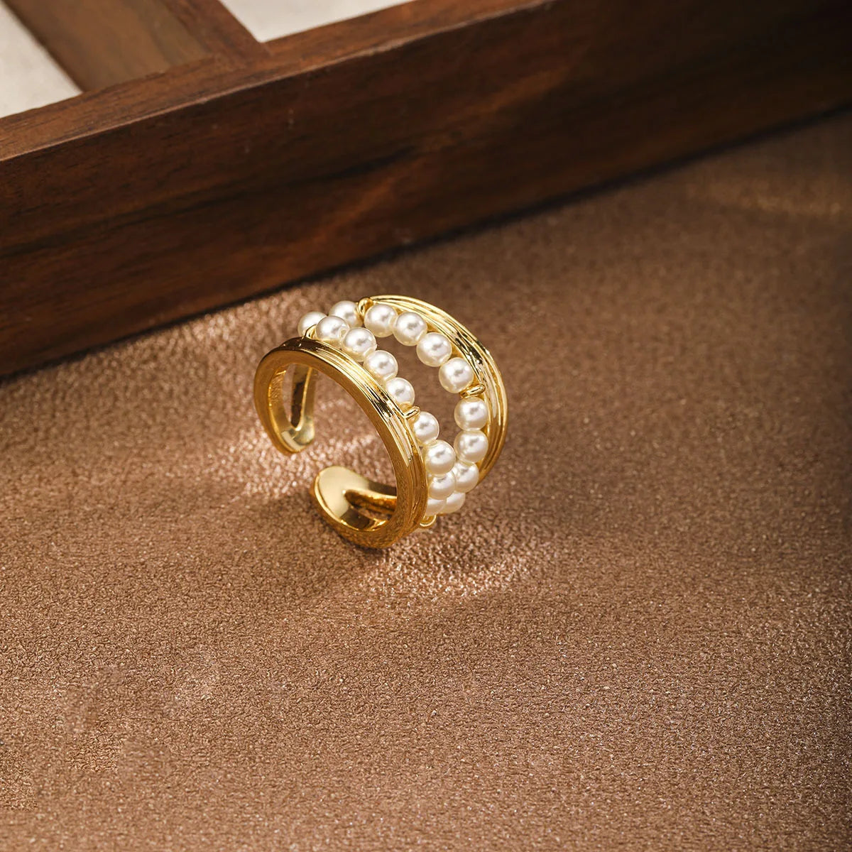 Fashion Glass Pearl 18K Gold Plated Rings for Girls Trendy Elegant Jewelry for Women Ladies Wholesale China Supplier Bulk