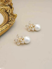 Sweet Elegant Simple Flower Stud Earrings for Girls Cute Luxurious Jewellry for Women Ladies Accessories Chinese Supplier Chic