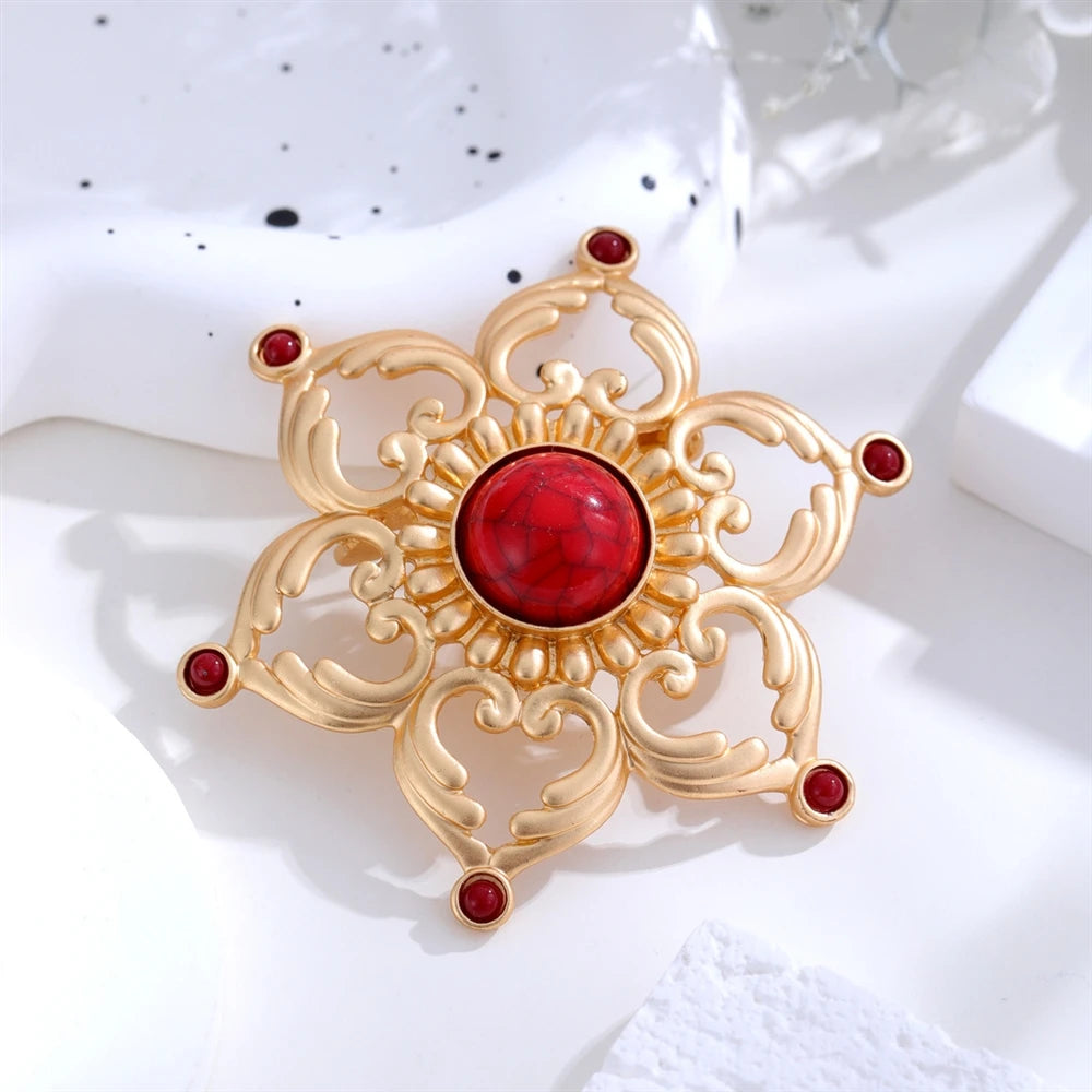 Fashion Simple Flowers Sweet Brooches for Girls Trendy Stylish Graceful Pins Jewelry for Women Ladies Accessories Hot Sale