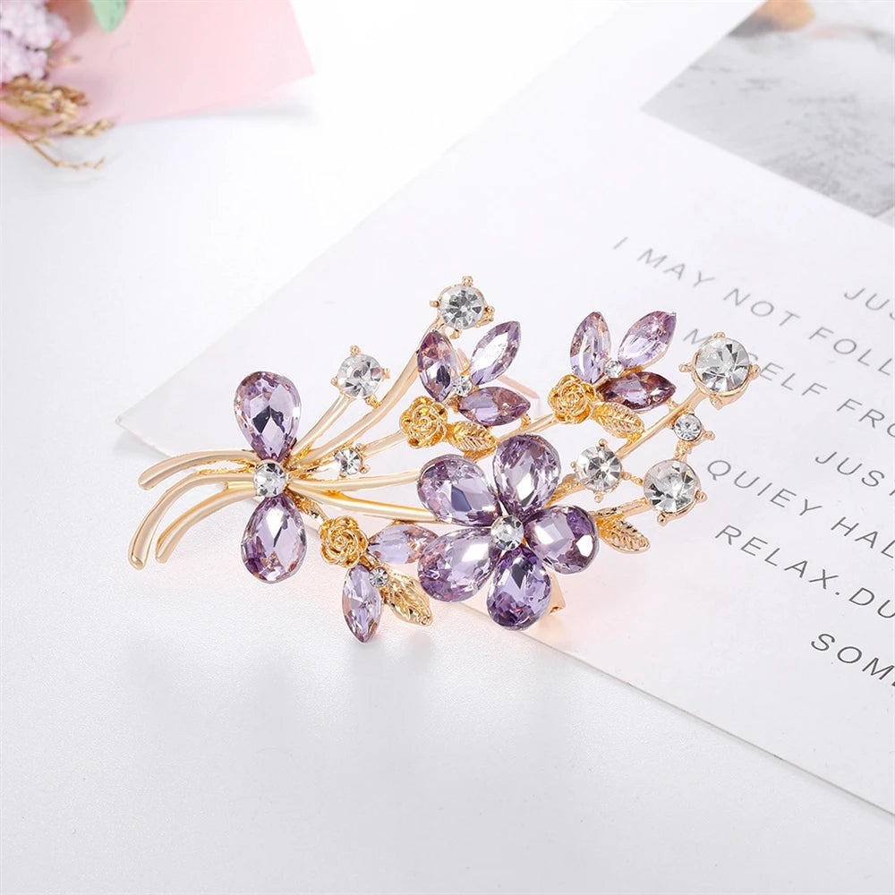 Fashion Glitter Rhinestone Sparking Brooches for Girls Sweet Elegant Pins Jewelry for Women Ladies Accessories Wholesale Chic