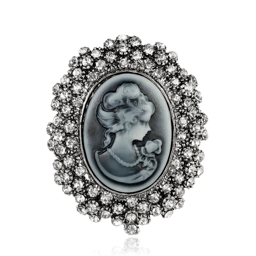 Fashion Elegant Vintage Retro Brooches for Girls Sweet Trendy Pins Jewelry for Women Ladies Accessories Chinese Supplier Chic