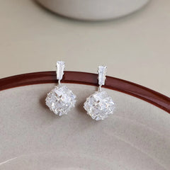 Fashion Sweet Elegant Glitter Drop Earrings for Girls Glamorous Refined Art Deco Jewelry for Women Ladies Accessories Wholesale