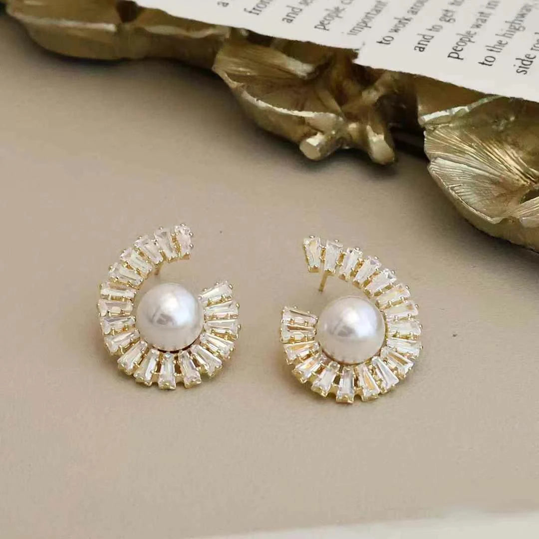 Fashion Elegant Bold Luxury Imitation Pearl Drop Earrings for Girls Sweet SImple Trendy Jewelry for Women Ladies Accessories