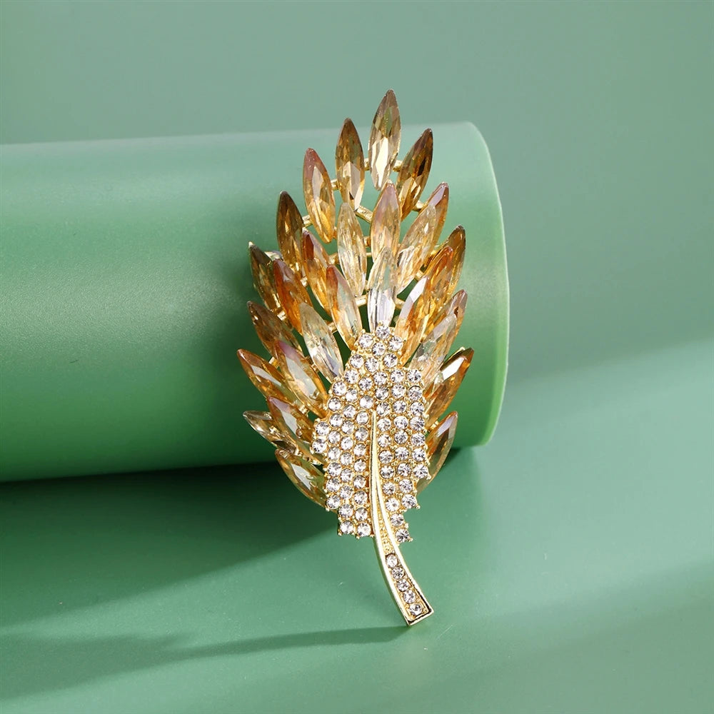 Fashion Glitter Rhinestone Sparking Leafs Brooches for Girls Sweet Elegant Glamorous Jewelry Pins for Women Ladies Accessories